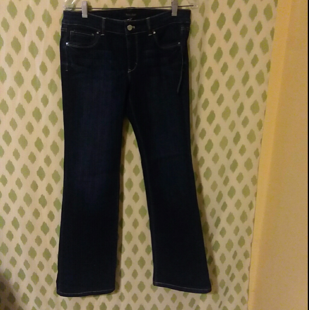 Nwt ! White house black market jeans ! Sz 8 !
